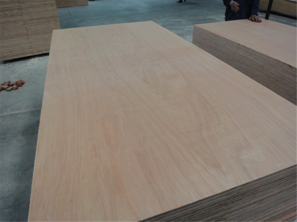 COMMERCIAL PLYWOOD