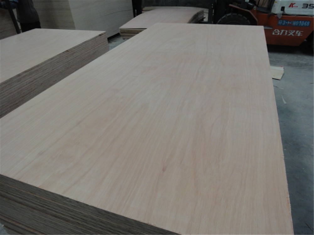 COMMERCIAL PLYWOOD